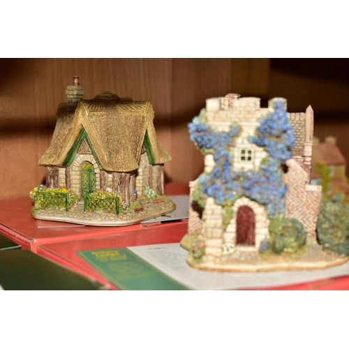 459 - SIXTEEN LILLIPUT LANE COLLECTORS FAIRS SCULPTURES, all with deeds, 'Wycombe Toll House' 1994 Annual ... 