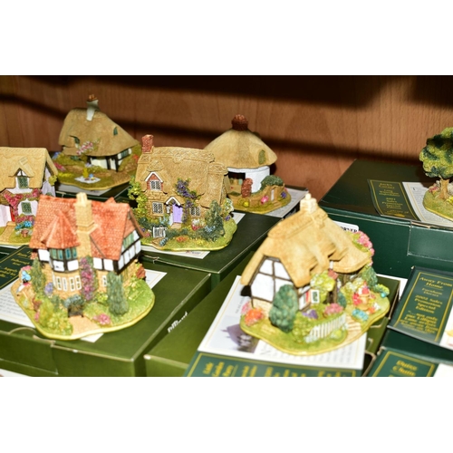 460 - FIFTEEN BOXED LILLIPUT LANE SALES PROMOTION SCULPTURES, all with deeds, 'Dormouse Cottage', L2038, s... 