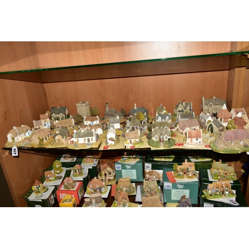 476 - THIRTY LILLIPUT LANE SCULPTURES FROM IRISH, WELSH AND SCOTTISH COLLECTIONS (all with deeds), 'Kilmor... 