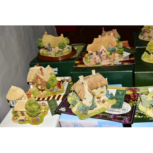 480 - TWENTY ONE LILLIPUT LANE SCULPTURES FROM COLLECTORS CLUB, all with deeds, 'Lavender Cottage' 1989/91... 