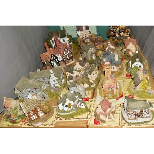 483 - TWENTY LILLIPUT LANE SCULPTURES FROM THE NORTH COLLECTION, all with deeds, boxed 'Stocklebeck Mill',... 