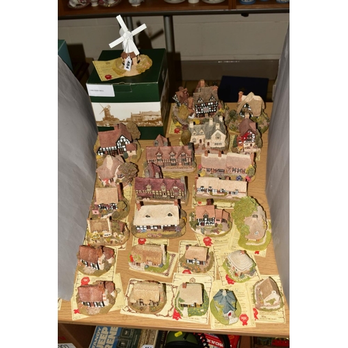 484 - TWENTY FIVE LILLIPUT LANE SCULPTURES FROM THE MIDLANDS COLLECTION, all with deeds, 'Chiltern Mill' (... 