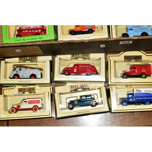 522 - COLLECTORS MODEL CARS to include examples by 'Days Gone', 'Pepsi Cola' and 7up, all produced by Lled... 