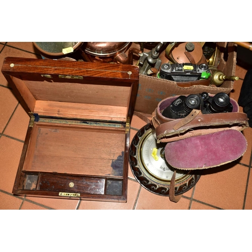 574 - A BOX AND LOOSE BRASS AND COPPER, etc, to include copper kettle, funel, hunting horn, jug, brass tra... 