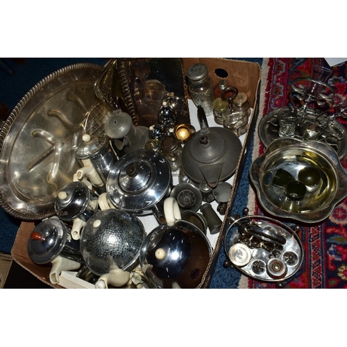 93 - A BOX OF CHROME PLATED TEAWARES, SILVER PLATED WARES, bakelite egg cups, etc and a quantity of cased... 