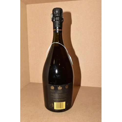 311 - A BOTTLE OF VEUVE CLICQUOT PONSARDIN LA GRANDE DAME BRUT 1996, (unboxed)