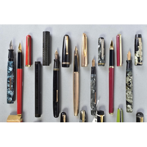 36 - A COLLECTION OF VINTAGE FOUNTAIN PENS including a Mabie Todd Swan Self Filler 3160 in black and 3260... 