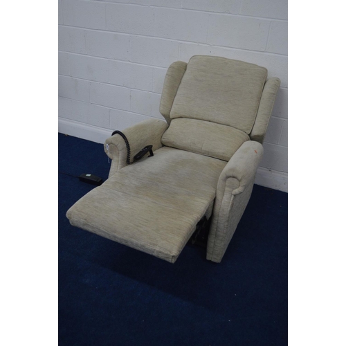 1245 - A BEIGE UPHOLSTERED ELECTRIC RISE AND RECLINE ARMCHAIR, (PAT pass and in working order)