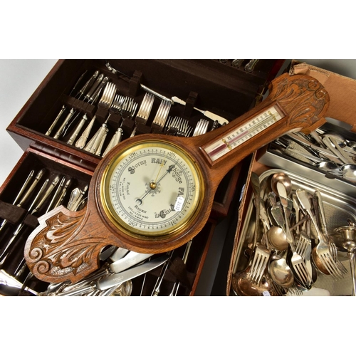 125 - AN ARTHUR PRICE CANTEEN OF SILVER PLATED CUTLERY, twelve settings, together with a box of loose cutl... 