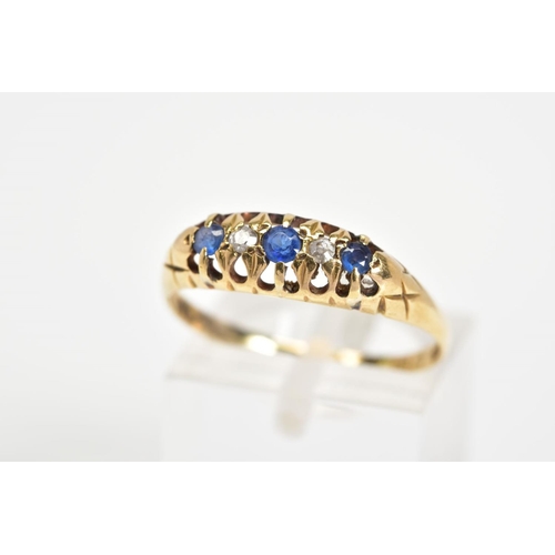 25 - AN EARLY 20TH CENTURY 18CT GOLD SAPPHIRE AND DIAMOND RING, designed as a graduated line of three cir... 