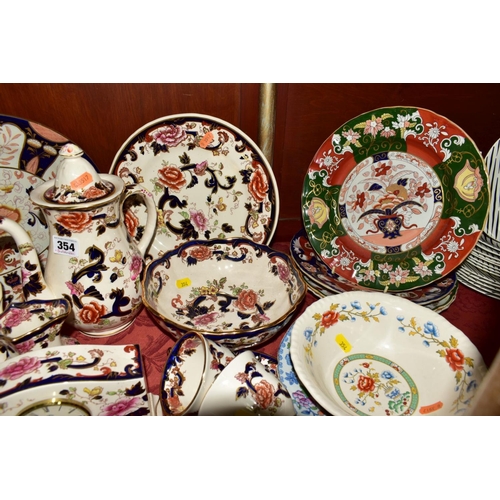 354 - MASONS 'MANDALAY' DINNER AND TEA WARES to include four tea cups and saucers, footed bowl, coffee pot... 