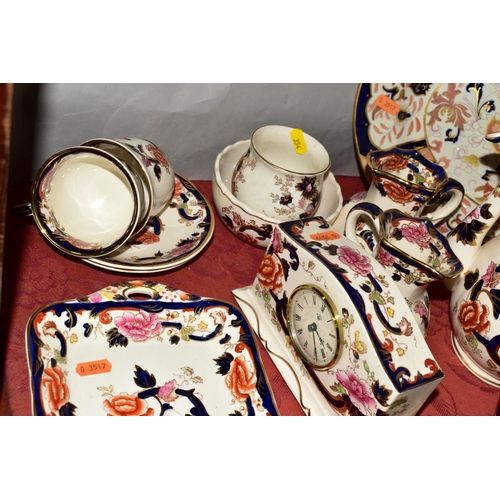 354 - MASONS 'MANDALAY' DINNER AND TEA WARES to include four tea cups and saucers, footed bowl, coffee pot... 