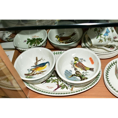 376 - PORTMEIRION 'BOTANIC GARDEN' TEA WARES, to include tea pot, one bowl, cup, three tea cups, seven sau... 