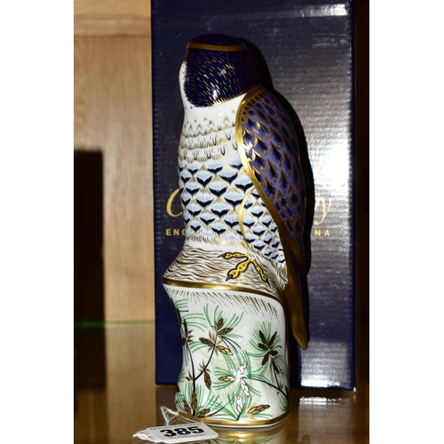 385 - A BOXED ROYAL CROWN DERBY PAPERWEIGHT 'Peregrine Falcon' with gold stopper