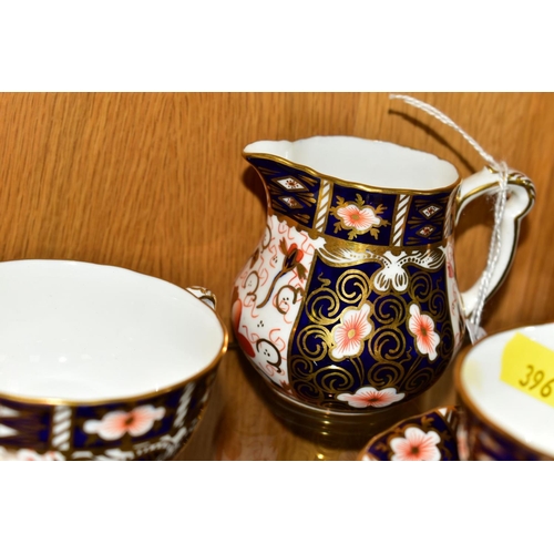 396 - ROYAL CROWN DERBY MATCHED IMARI TEAWARES '2451' PATTERN, comprising milk jug, sugar bowl, six teacup... 