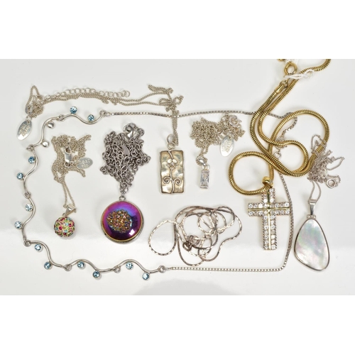 44 - A SELECTION OF NECKLACES, to include a mother of pearl panel pendant to the fine curb link chain, le... 