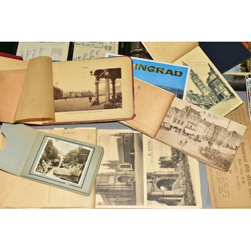 468 - A COLLECTION OF APPROXIMATELY EIGHT HUNDRED POSTCARDS, dating from the Edwardian era to the mid 20th... 