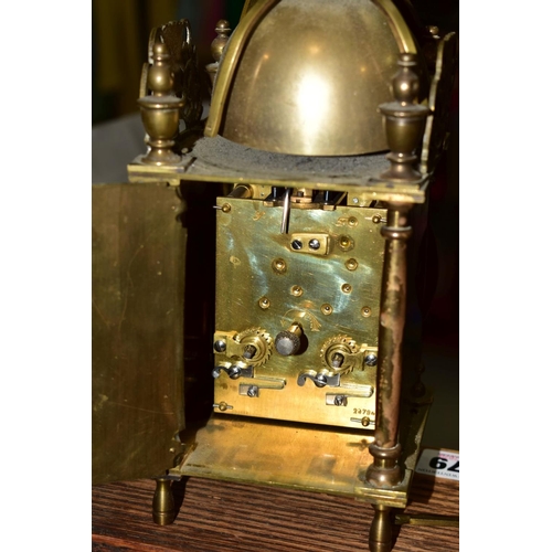 479 - TWO LATE 19TH CENTURY MANTEL CLOCKS AND BRASS LANTERN CLOCK, comprising an oak cased eight day mante... 