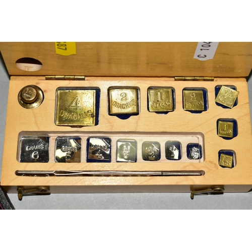 487 - A CASED SET OF H.M.STANLEY LTD SET OF PRE DECIMAL WEIGHTS, ranging from 1/2 gram to 6 grams and 1/2 ... 