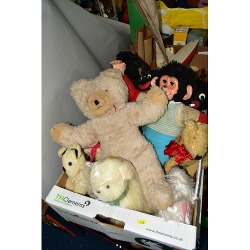 418 - A QUANTITY OF ASSORTED TOYS, to include Wendy Boston Bear, Merrythought and Chad Valley gollies, a c... 