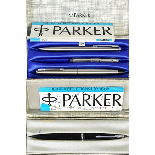 117 - A SELECTION OF ITEMS, to include four Parker fountain pens and Paper Mate, together with a rolled go... 