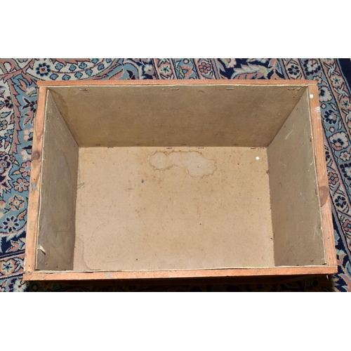 192 - A PLAYERS NAVY CUT DELIVERY CRATE, dating from the early 1960's, wooden frame with cardboard adverti... 