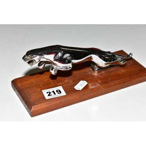 219 - A JAGUAR CAR BONNET MASCOT, chrome leaping Jaguar figure, marked '7/10091/1WBB' to underside, some m... 