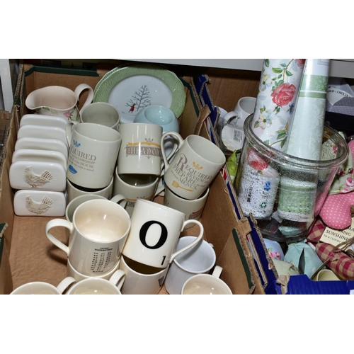 343 - KITCHEN/TABLE WARES etc, to include Scrabble letter mugs, storage jars, serviette holders, novelty t... 