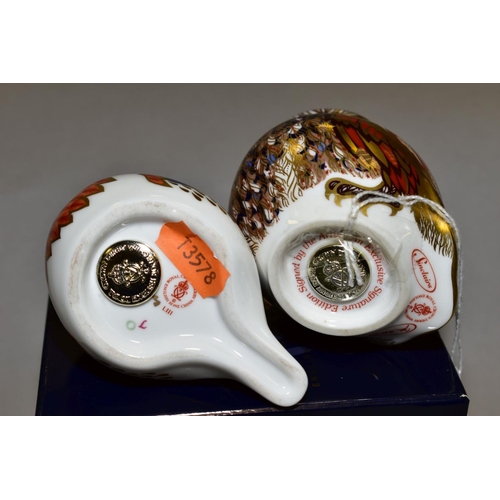 506 - A BOXED ROYAL CROWN DERBY EXCLUSIVE SIGNATURE EDITION 'LITTLE OWL', made for Sinclairs, signed by th... 