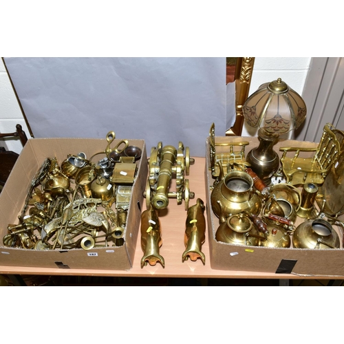 187 - TWO BOXES AND LOOSE BRASSWARE, to include a cast brass desk cannon, on four wheel carriage, length 4... 