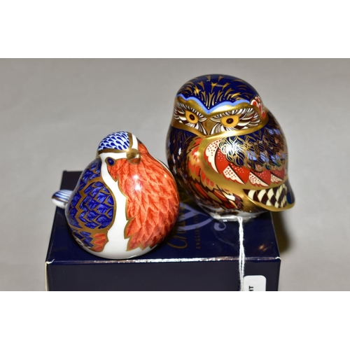 506 - A BOXED ROYAL CROWN DERBY EXCLUSIVE SIGNATURE EDITION 'LITTLE OWL', made for Sinclairs, signed by th... 