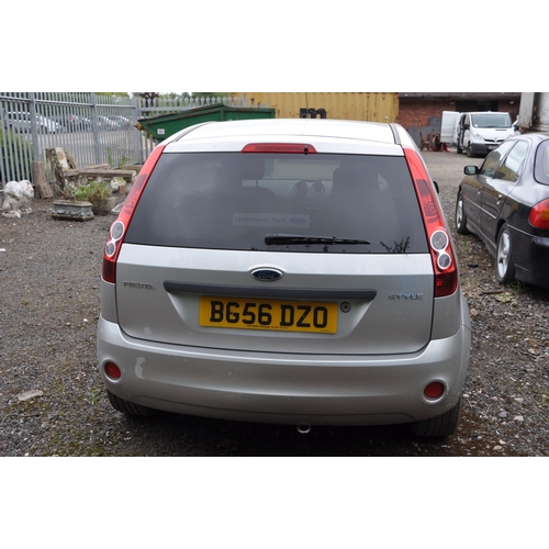 1023 - A 2006 FORD FIESTA STYLE CLIMATE 1.4 PETROL, FIVE SPEED MANUAL, FIVE DOOR CAR, in silver, V5C presen... 