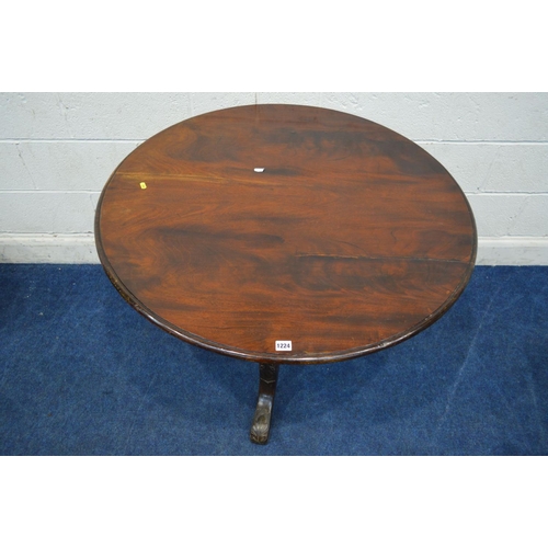 1224 - AN EDWARDIAN MAHOGANY TILT TOP BREAKFAST TABLE on a tripod legs, approximate diameter 98cm x height ... 