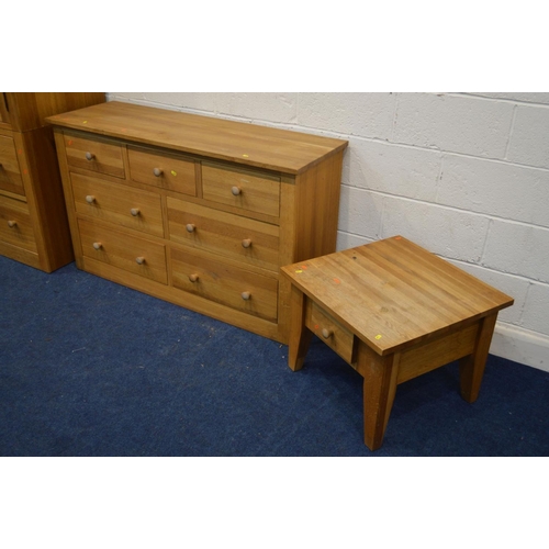 1287 - A MODERN GOLDEN OAK FIVE PIECE BEDROOM SUITE, comprising a two door wardrobe with four deep drawers,... 