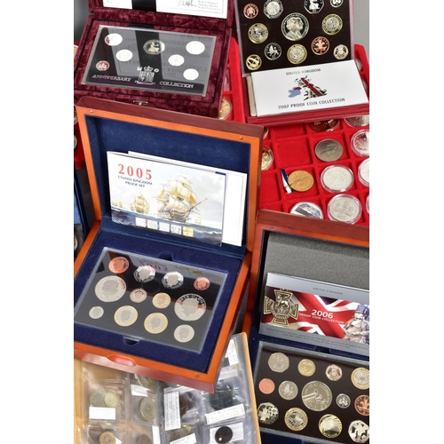 130 - A LARGE BOX AND ALUMINIUM CASE OF UK AND WORLD COINS WITH ROYAL MINT SETS, STAMP AND COIN COVERS, to... 