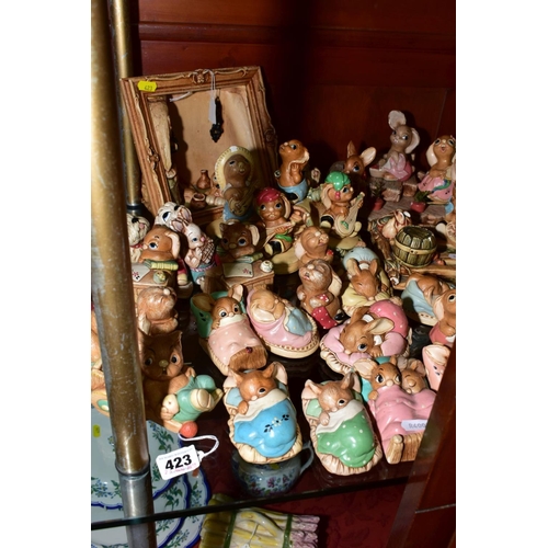 423 - A COLLECTION OF PENDELFIN FIGURES, including 'Boswell', 'The Thumper', a raft, a pendelfin house int... 