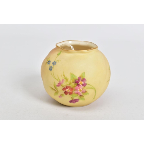 558 - A ROYAL WORCESTER BLUSH IVORY SQUAT GLOBULAR VASE, shape No G161, printed and tinted with floral spr... 