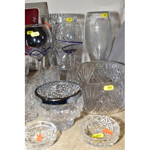 606 - A QUANTITY OF BOXED AND LOOSE GLASSWARE, including Tutbury crystal and Ravenhead Clarendon drinking ... 