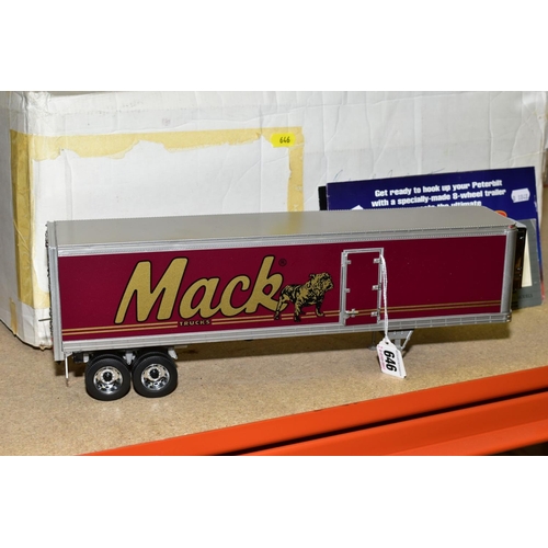 646 - A BOXED PETERBILT FRANKLIN MINT 1:32 SCALE MODEL 379 REPLICA ULTIMATE MACK TRUCKS TRAILER, with cert... 