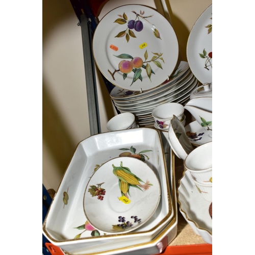 648 - A QUANTITY OF ROYAL WORCESTER 'EVESHAM' PATTERN DINNER AND COOKWARE, including eleven dinner plates,... 