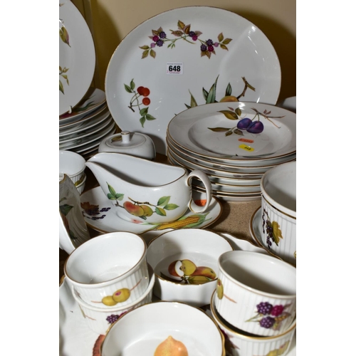 648 - A QUANTITY OF ROYAL WORCESTER 'EVESHAM' PATTERN DINNER AND COOKWARE, including eleven dinner plates,... 