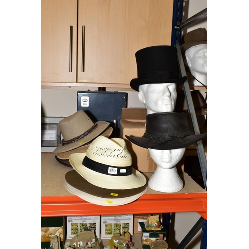 660 - A QUANTITY OF GENTLEMAN'S HATS, including Australian leather, felt hats, Panama, a black wool top ha... 