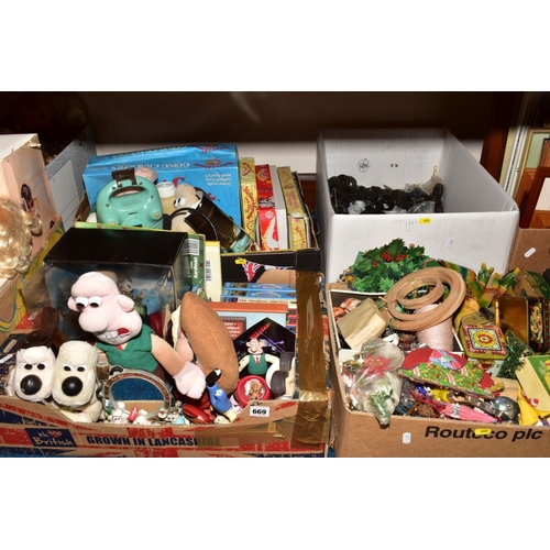 669 - FOUR BOXES OF WALLACE & GROMIT THEMED NOVELTIES, GAMES, SOFT TOYS, VIDEOS, BOOKS, etc, to include vi... 