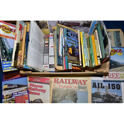 685 - A QUANTITY OF ASSORTED RAILWAY RELATED BOOKS AND MAGAZINES etc, mainly Big 4 Steam era related