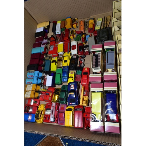 699 - A QUANTITY OF BOXED AND UNBOXED PLAYWORN DIECAST VEHICLES, to include assorted Matchbox items (many ... 