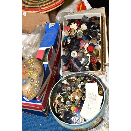 701 - TWO BOXES OF VINTAGE BUTTONS, NEEDLEWORK EQUIPMENT, BAGS, TABLE LINEN, KNITTING NEEDLES, etc, includ... 