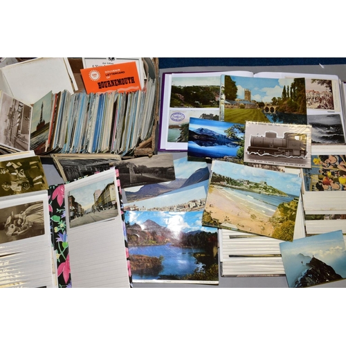 728 - POSTCARDS, a large collection of approximately five hundred and fifty - six hundred postcards in thr... 