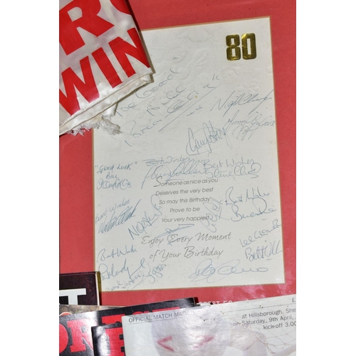 735 - NOTTINGHAM FOREST EPHEMERA, a collection of programmes, signed greetings cards and signed framed mem... 