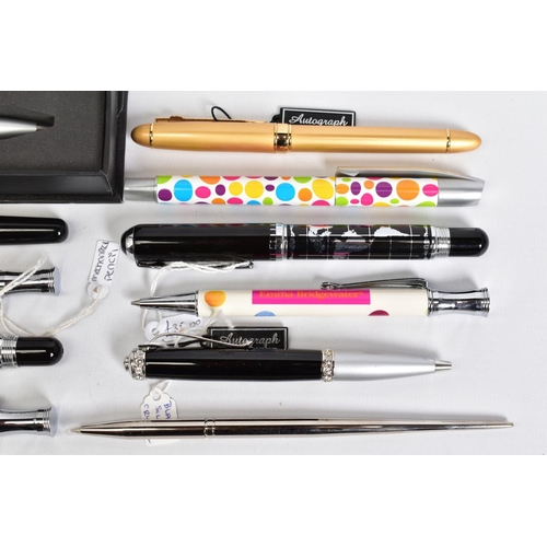 92 - A SELECTION OF PENS, to include a black fountain pen with a picture of a map, with matching ballpoin... 