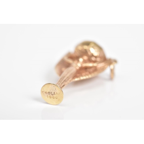 32 - A 1966 JULES RIMET WORLD CUP TROPHY PENDANT, 9ct hallmark rubbed, England 1966 to the base, length 3... 